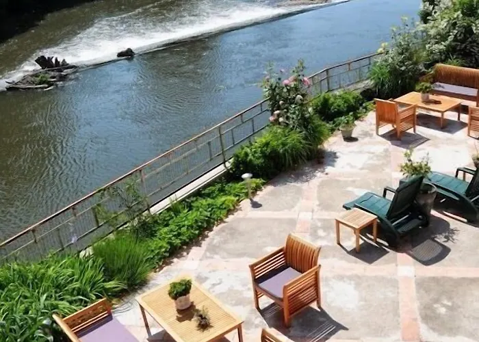 Les Rives De L'isle Hotel 3*