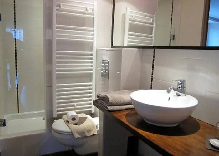 Les Rives De L'isle Hotel 3*